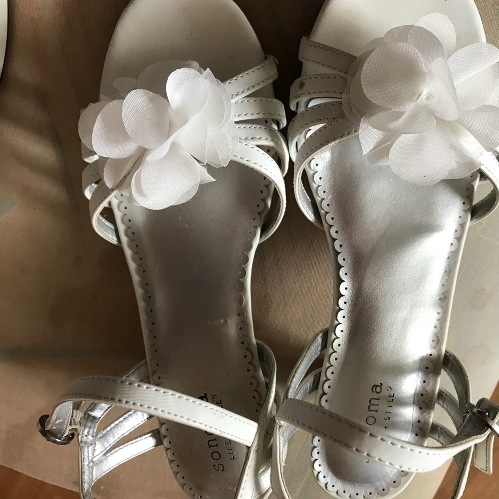 Girls flowered sandles
